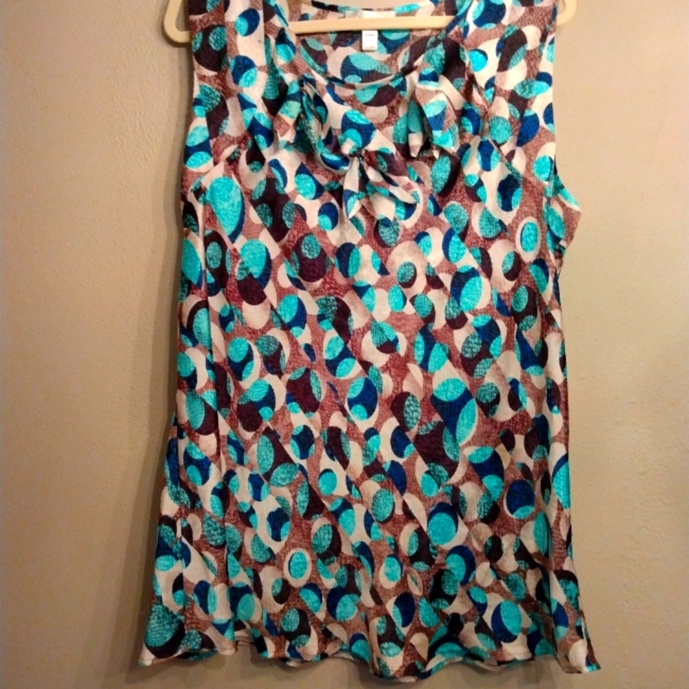 Blue Tan Black top, 2x, silky soft.